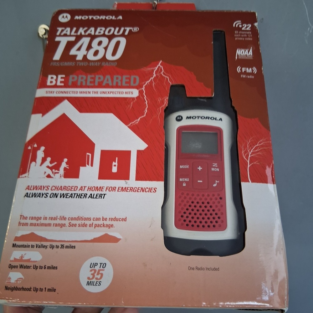 Motorola TALKABOUT T480 FRS/GMRS Two-Way Radio Emergency Weather Prep In Box